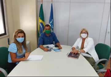 Secretária municipal dos Direitos da Mulher, Margareth Rosi, foi recebida no Rio. (Foto: Divulgação)
