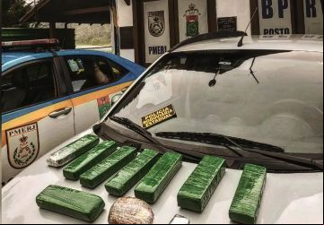 Drogas apreendidas da RJ-116. (Foto: BPRv).