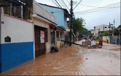 Temporal causa estragos em Conceição de Macabu, RJ.